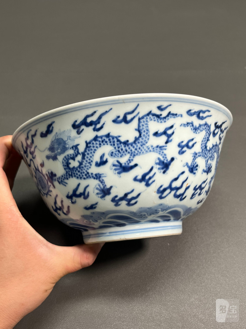清康熙  青花“双龙捧福寿”纹大碗 - 图4